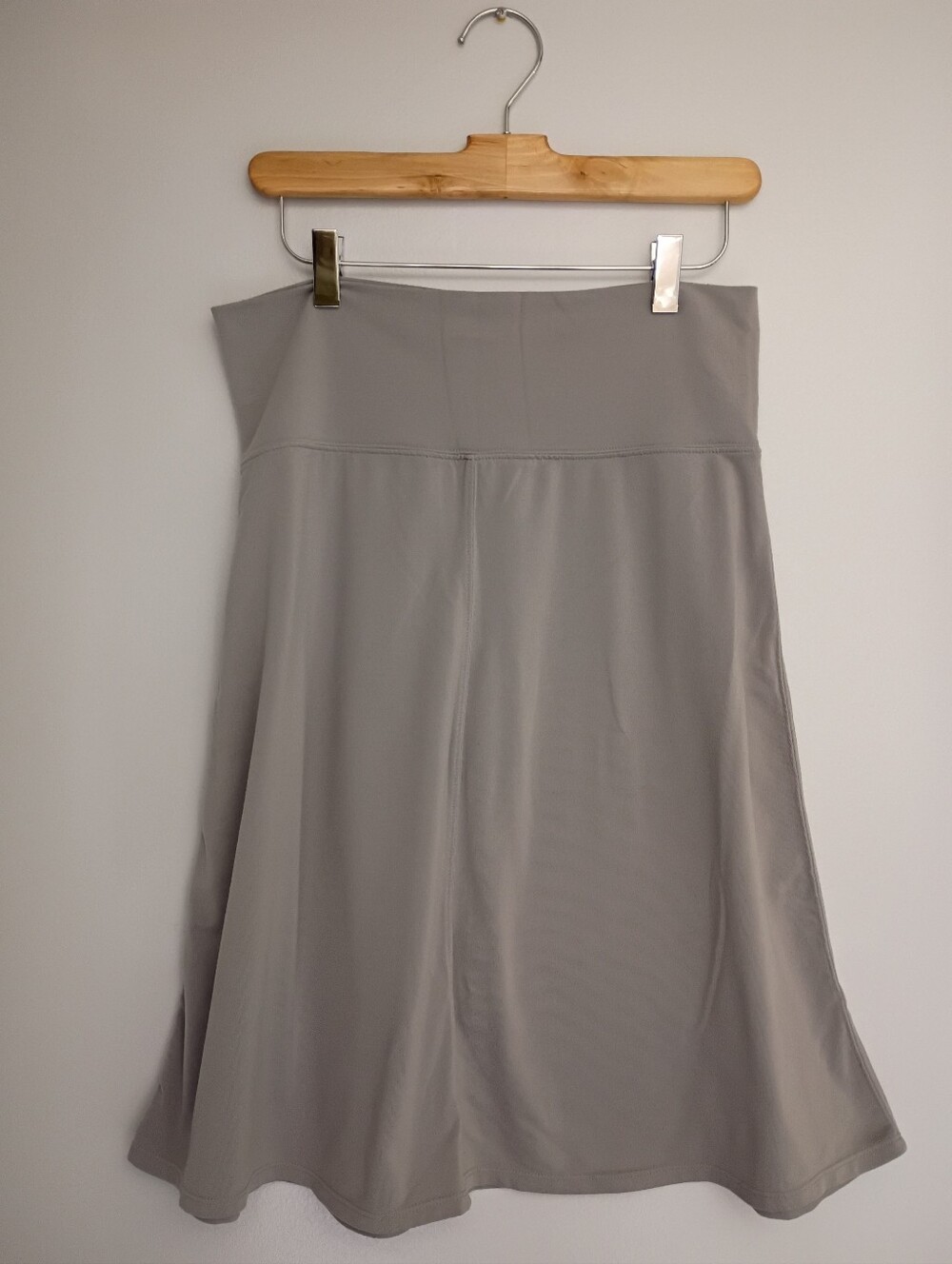 Athleta - Nusa Fold Over A Line Skirt - Grey - Size Medium - VGUC